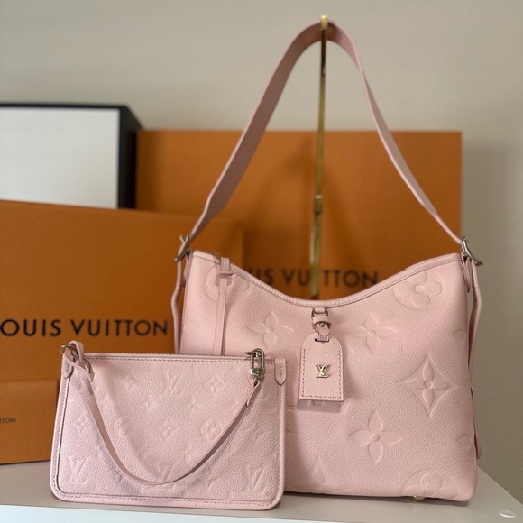 Louis Vuitton CarryAll PM🌸 - Picture 6 of 16